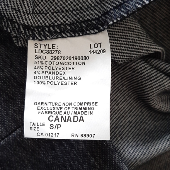 Le Chateau Denim Stretch Dress - Picture 4 of 4